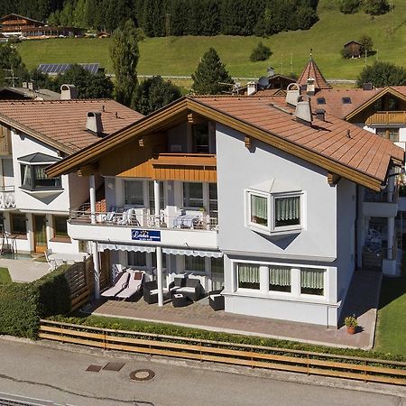 Appartments Lercher Irma San Candido Exterior foto