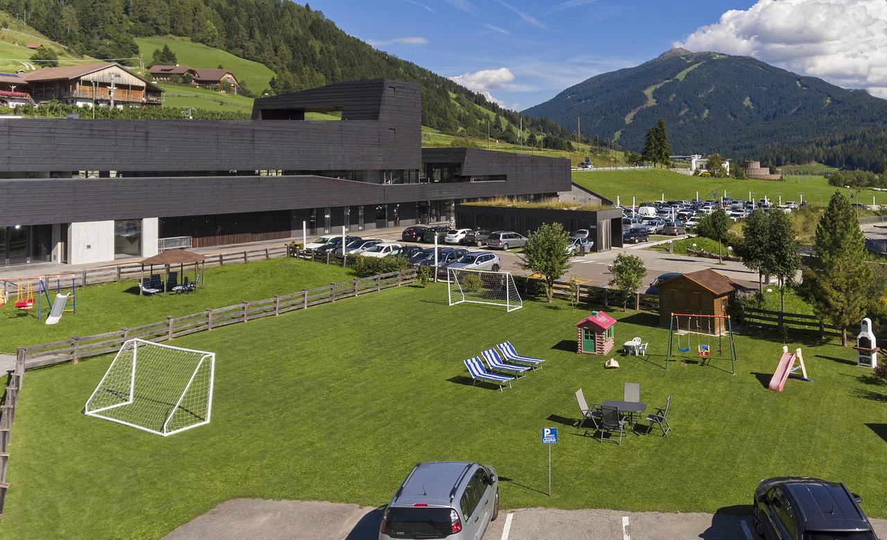 Appartments Lercher Irma San Candido Exterior foto